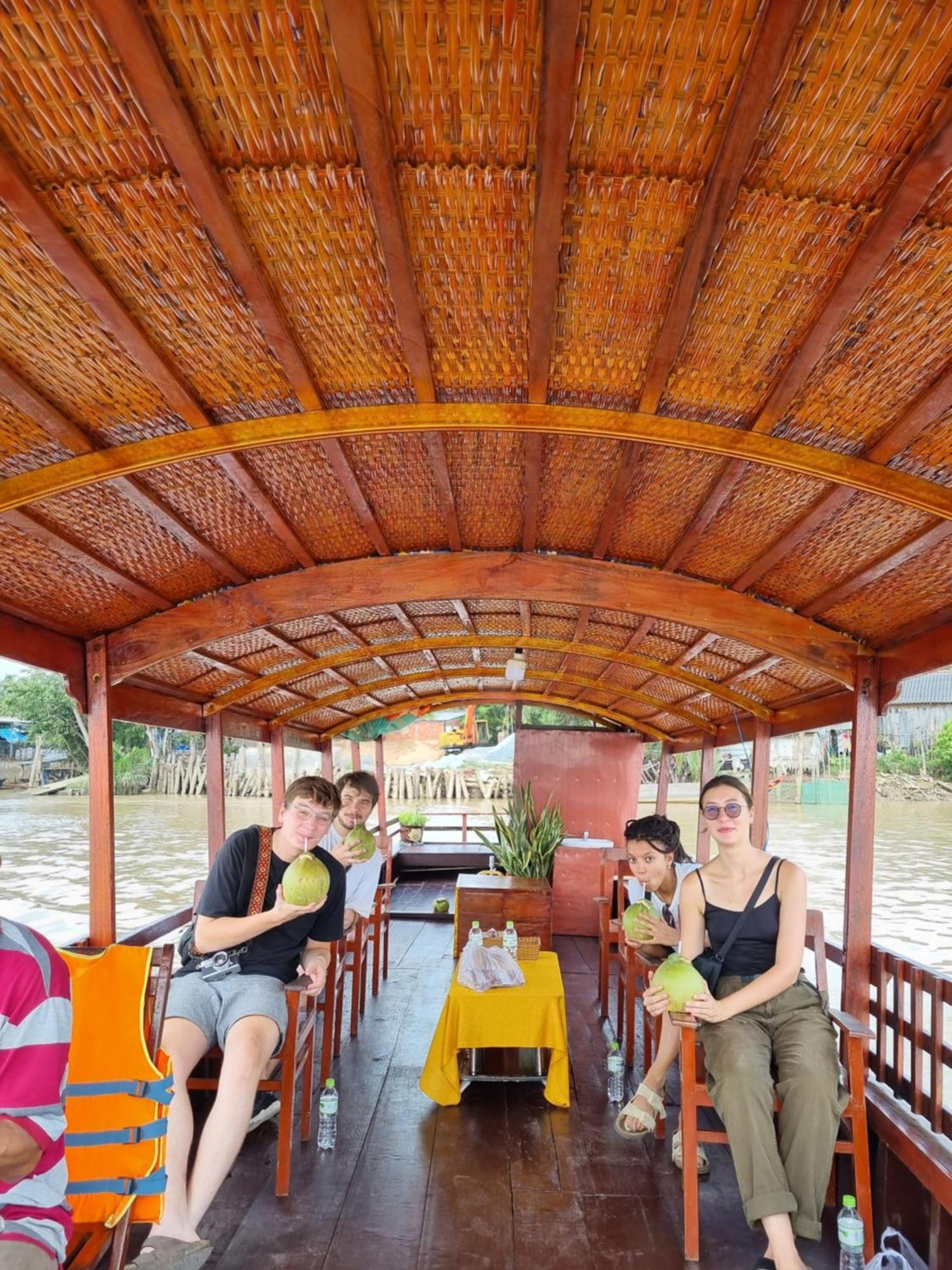 Homestay Nam Ham Luong Ben Tre Экстерьер фото