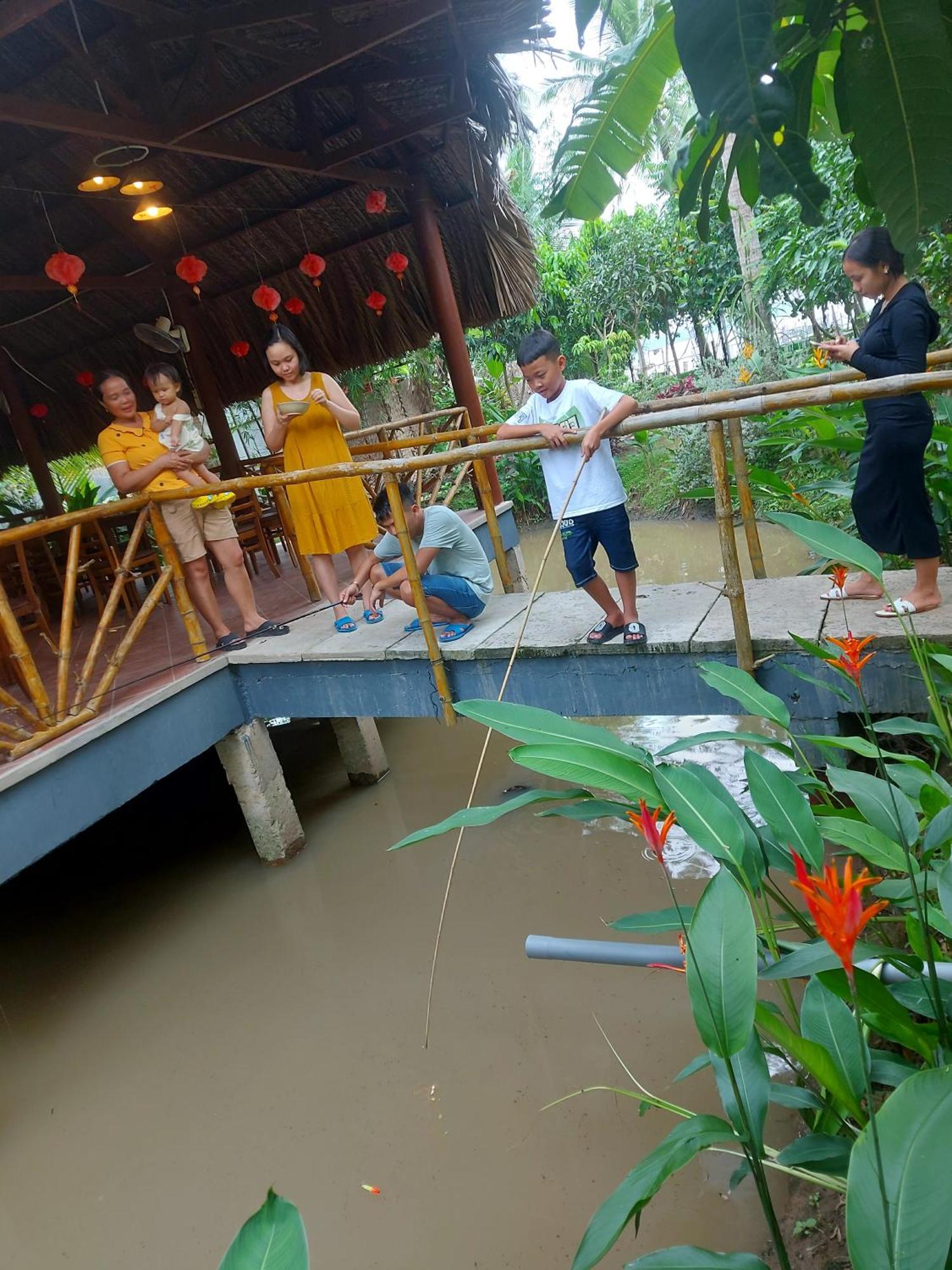 Homestay Nam Ham Luong Ben Tre Экстерьер фото